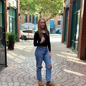 Meet your Posher, Hailey